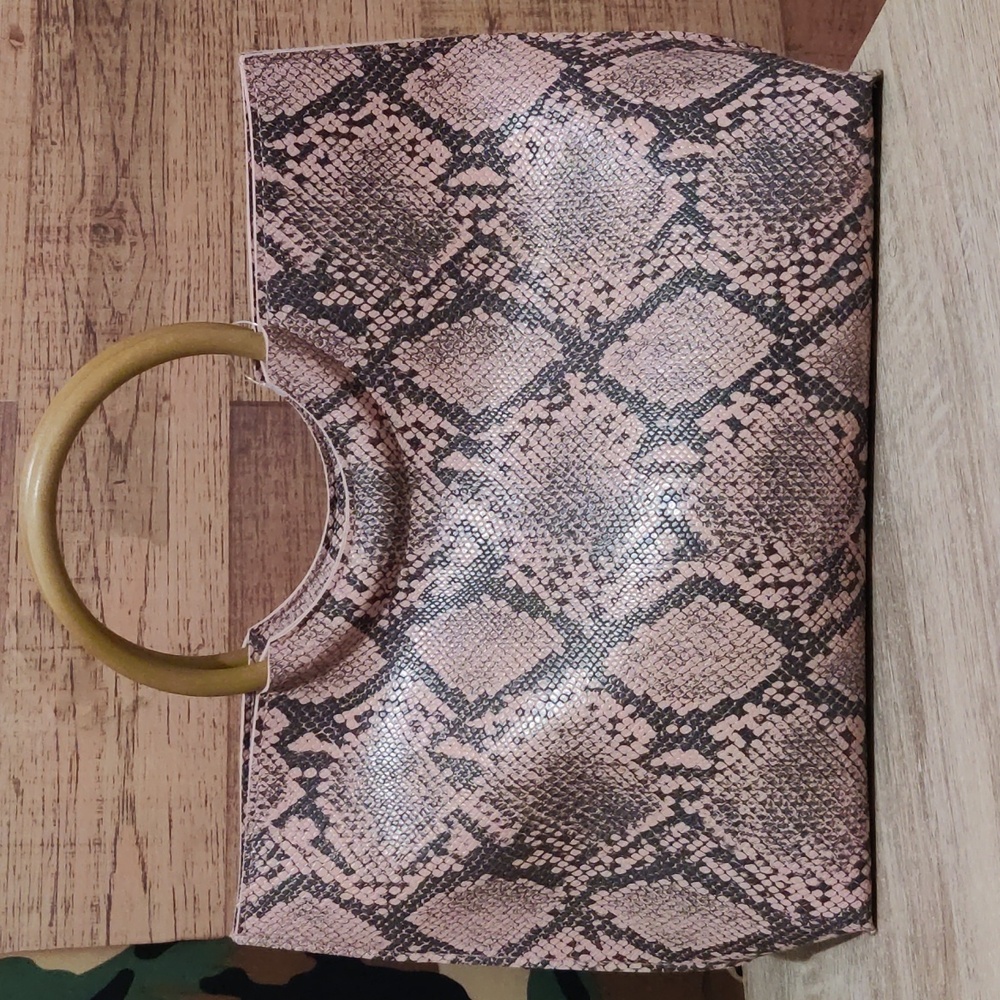 Beauty boutique handbag